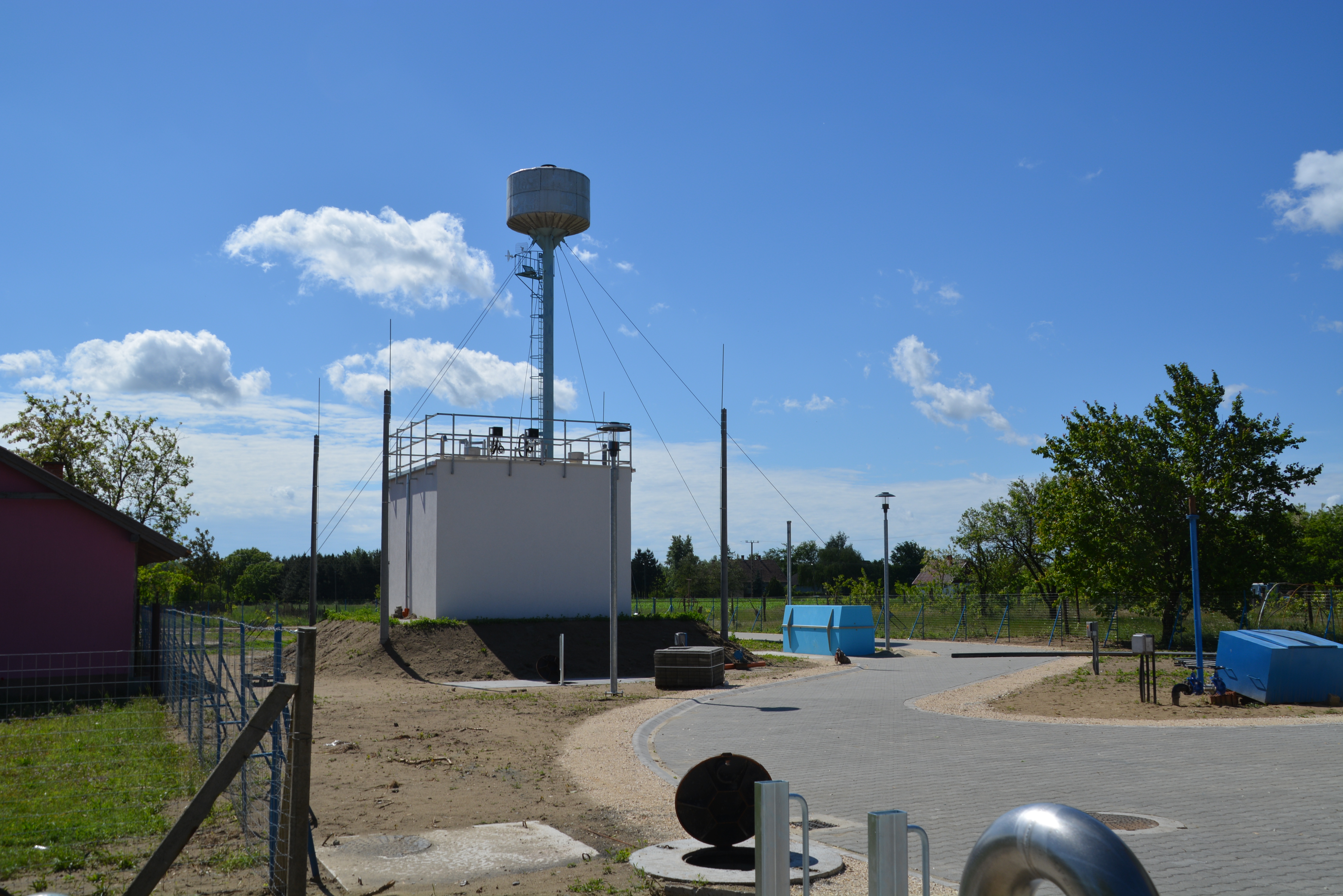 Öttömös waterworks - raw and purified water storage basin