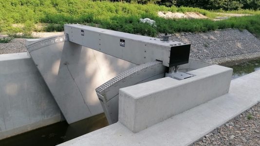 AP VS 4-8 reinforced concrete wall dam